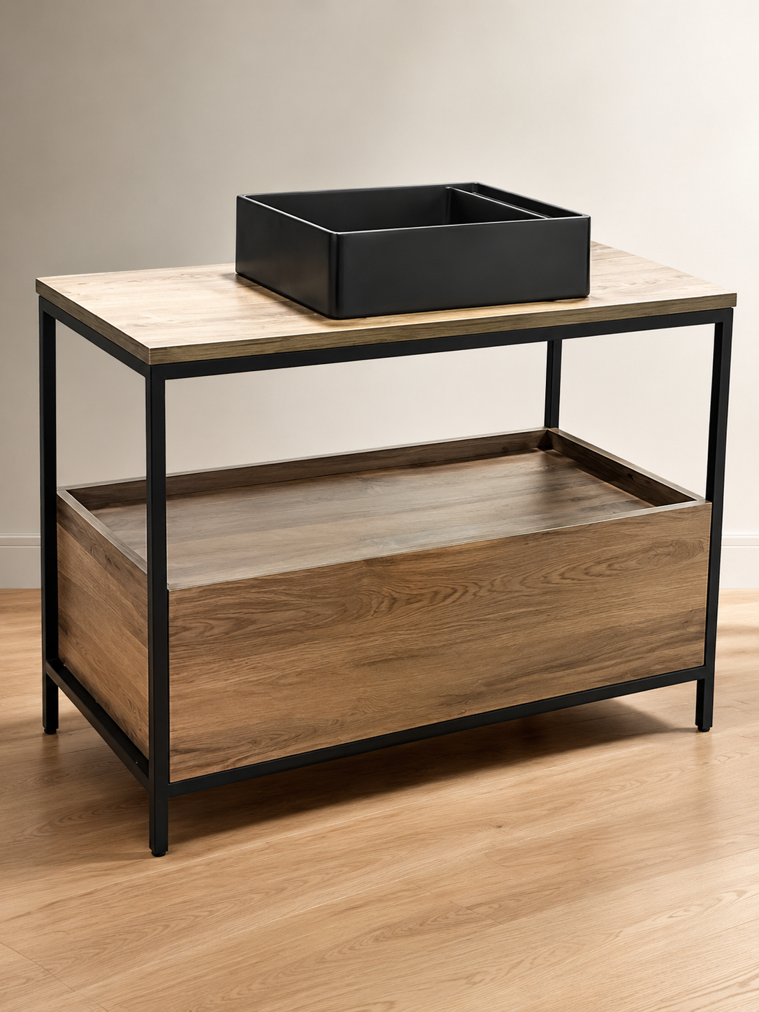 mueble de baño premium con estructura metálica negra, tapa de madera y lavabo negro